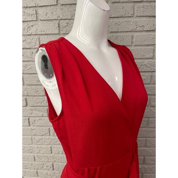 Emma & Michele Sleeveless Red Belted Jumpsuit Size 10 - Picture 9 of 12
